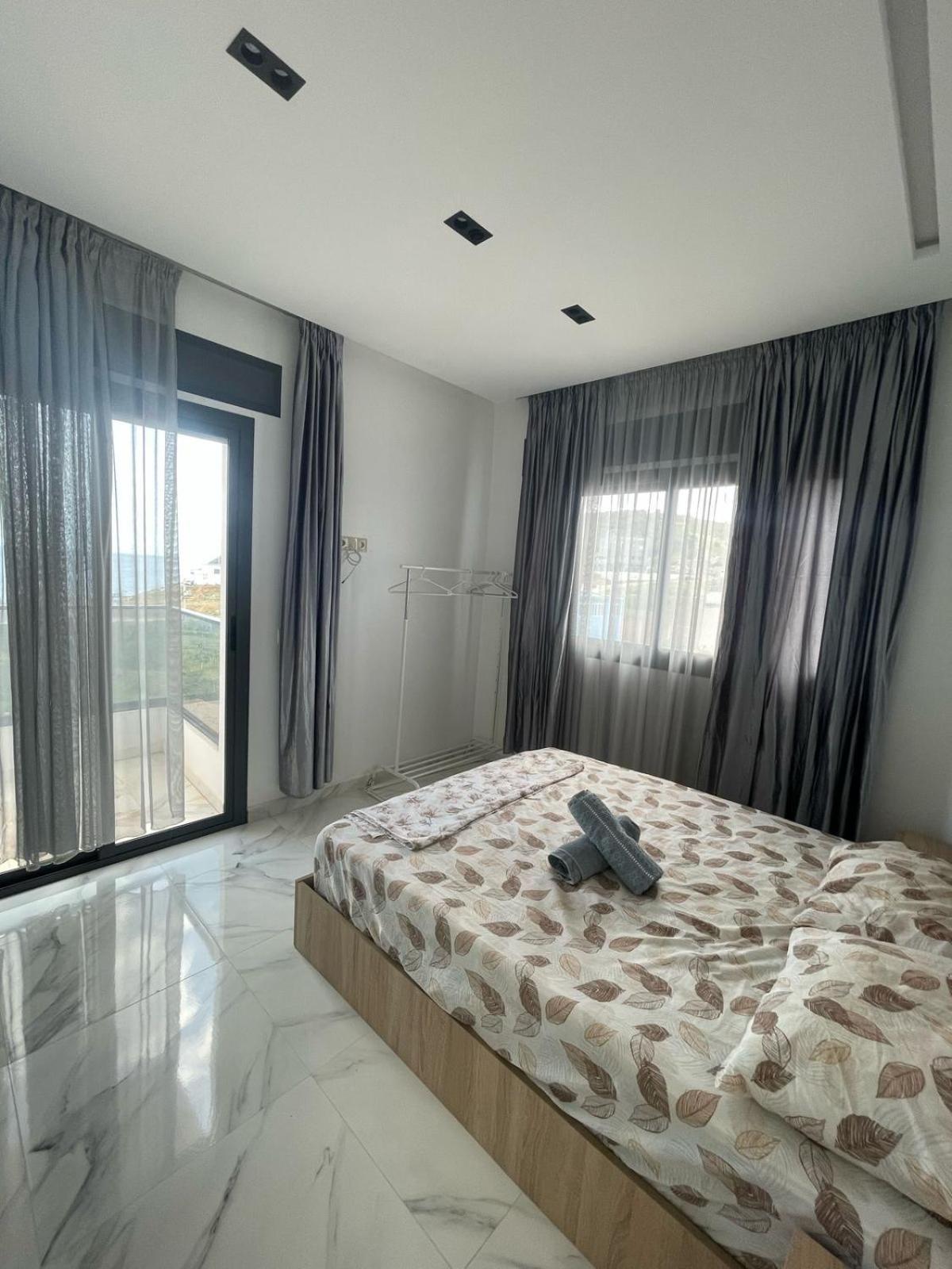 Oumaira Appartement Azla